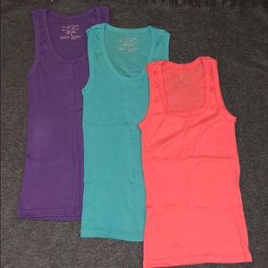 3 tank top bundle